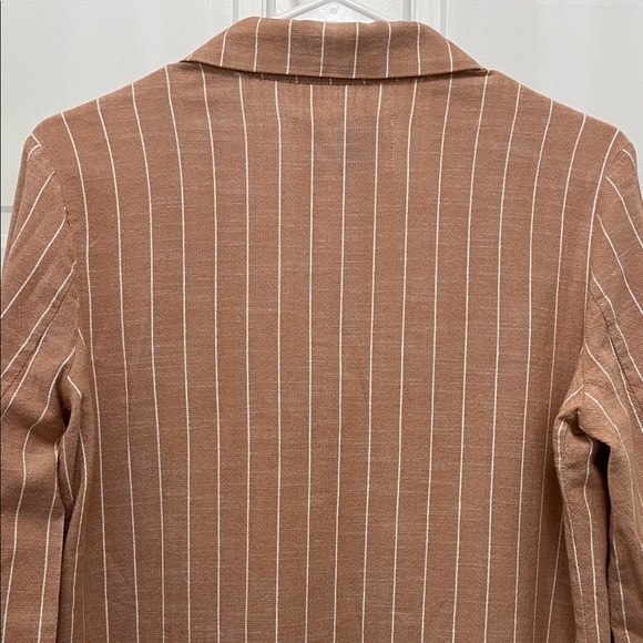 Stradivarius Brown and White Striped One Button Closure Casual Blazer - Sz Small - Picture 14 of 16